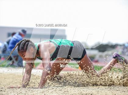 Thumbnail 2 in CIF SS Ford Track and Field Master’s Meet photogallery.