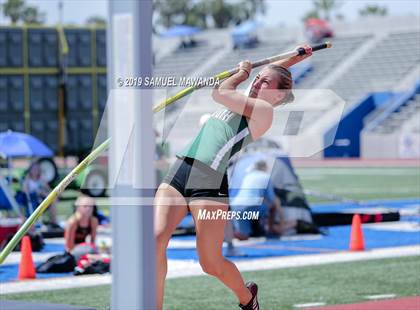 Thumbnail 3 in CIF SS Ford Track and Field Master’s Meet photogallery.