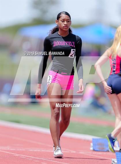 Thumbnail 2 in CIF SS Ford Track and Field Master’s Meet photogallery.