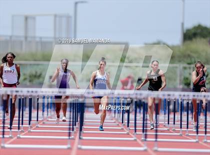 Thumbnail 2 in CIF SS Ford Track and Field Master’s Meet photogallery.