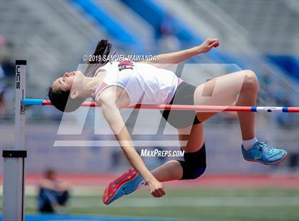 Thumbnail 2 in CIF SS Ford Track and Field Master’s Meet photogallery.