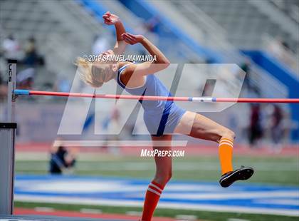 Thumbnail 3 in CIF SS Ford Track and Field Master’s Meet photogallery.