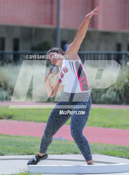 Thumbnail 2 in CIF SS Ford Track and Field Master’s Meet photogallery.