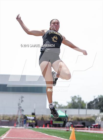 Thumbnail 2 in CIF SS Ford Track and Field Master’s Meet photogallery.