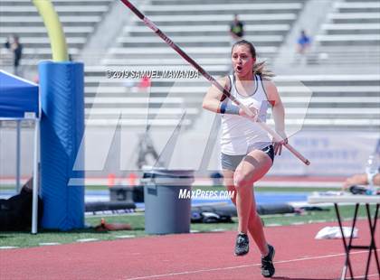 Thumbnail 2 in CIF SS Ford Track and Field Master’s Meet photogallery.