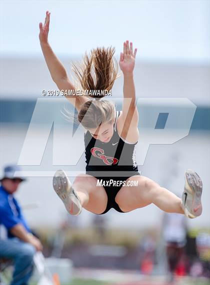 Thumbnail 2 in CIF SS Ford Track and Field Master’s Meet photogallery.