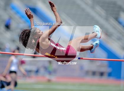 Thumbnail 2 in CIF SS Ford Track and Field Master’s Meet photogallery.