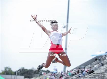 Thumbnail 1 in CIF SS Ford Track and Field Master’s Meet photogallery.