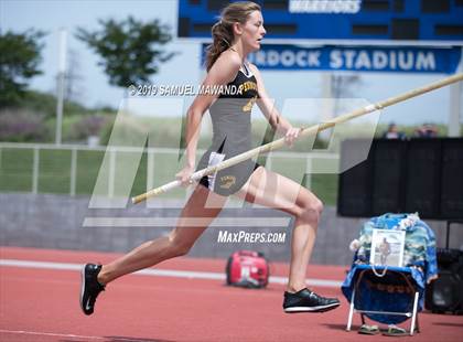 Thumbnail 2 in CIF SS Ford Track and Field Master’s Meet photogallery.