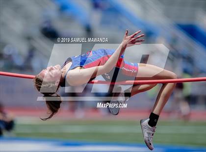 Thumbnail 2 in CIF SS Ford Track and Field Master’s Meet photogallery.