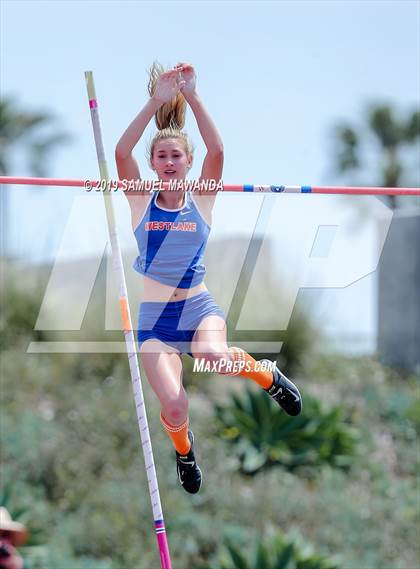 Thumbnail 2 in CIF SS Ford Track and Field Master’s Meet photogallery.