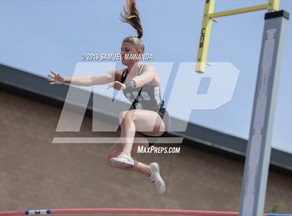 Thumbnail 3 in CIF SS Ford Track and Field Master’s Meet photogallery.