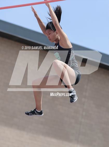 Thumbnail 1 in CIF SS Ford Track and Field Master’s Meet photogallery.