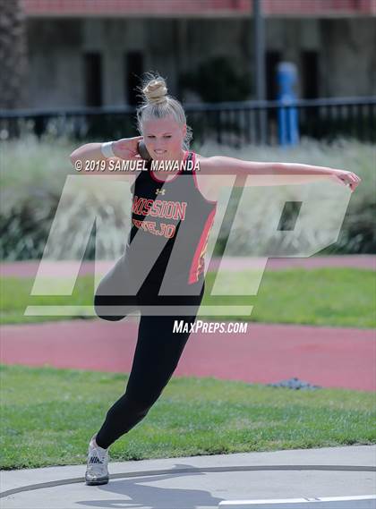 Thumbnail 2 in CIF SS Ford Track and Field Master’s Meet photogallery.