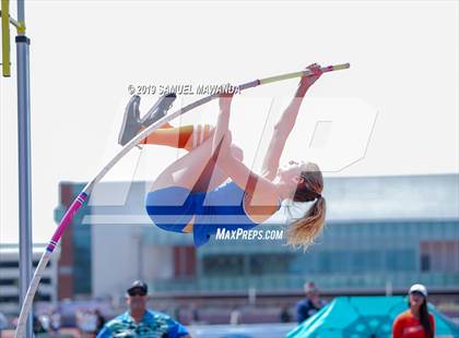 Thumbnail 1 in CIF SS Ford Track and Field Master’s Meet photogallery.