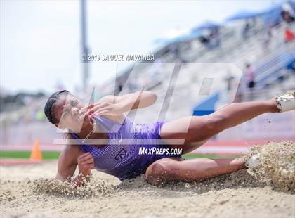 Thumbnail 2 in CIF SS Ford Track and Field Master’s Meet photogallery.
