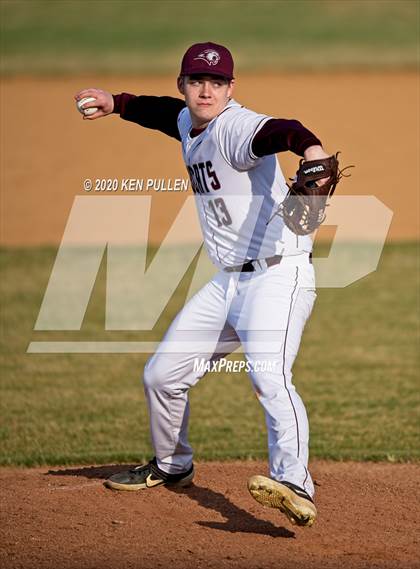 Thumbnail 1 in Warren County vs. Page County photogallery.