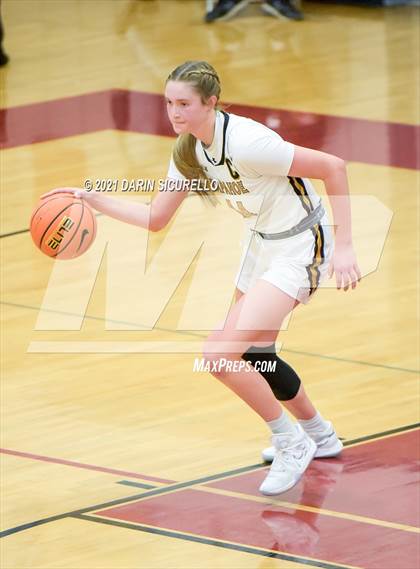 Thumbnail 1 in Carondelet vs. Arapahoe (Nike Tournament of Champions) photogallery.