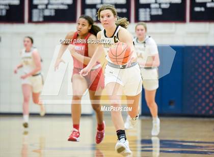 Thumbnail 2 in Carondelet vs. Arapahoe (Nike Tournament of Champions) photogallery.