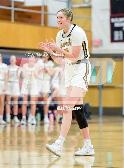 Thumbnail 2 in Carondelet vs. Arapahoe (Nike Tournament of Champions) photogallery.