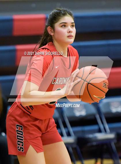Thumbnail 1 in Carondelet vs. Arapahoe (Nike Tournament of Champions) photogallery.