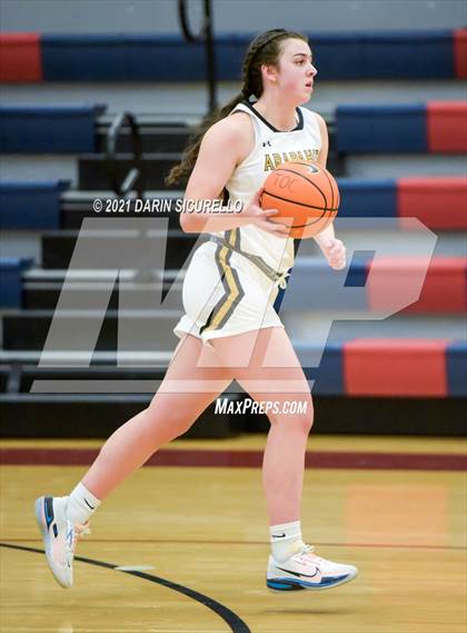 Thumbnail 3 in Carondelet vs. Arapahoe (Nike Tournament of Champions) photogallery.