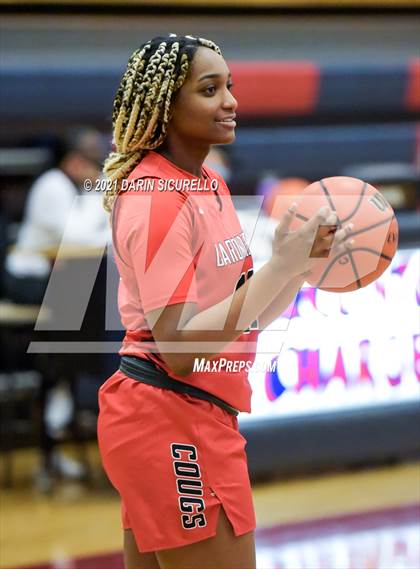 Thumbnail 3 in Carondelet vs. Arapahoe (Nike Tournament of Champions) photogallery.
