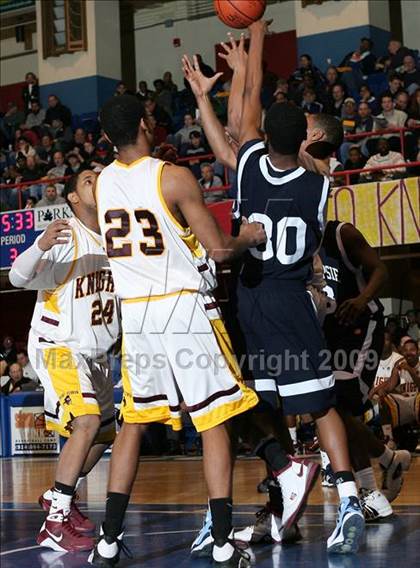 Thumbnail 3 in Poughkeepsie vs. Mt. Vernon (Section 1 AA Championship) photogallery.