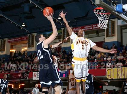 Thumbnail 3 in Poughkeepsie vs. Mt. Vernon (Section 1 AA Championship) photogallery.