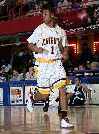 Thumbnail 2 in Poughkeepsie vs. Mt. Vernon (Section 1 AA Championship) photogallery.
