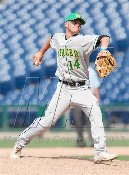 Thumbnail 3 in Lehigh Valley vs Mercer County (Carpenter Cup Classic Final) photogallery.