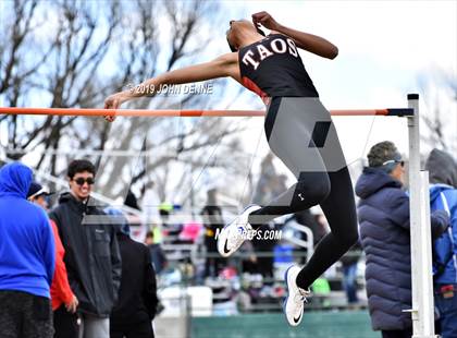 Thumbnail 3 in West Las Vegas Invitational photogallery.
