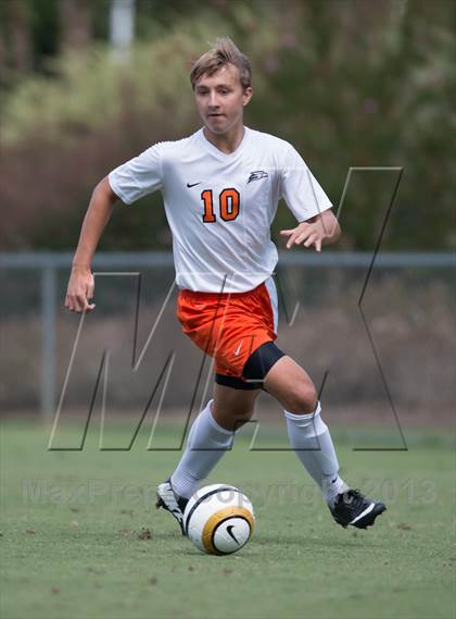 Thumbnail 1 in Southeast Guilford vs. Franklinton (NCSCA Kick Off Classic) photogallery.