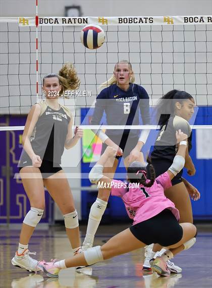 Thumbnail 2 in Western @ Boca Raton (FHSAA 7A District 14 Regional Quarterfinal) photogallery.