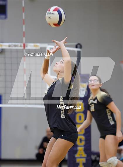 Thumbnail 3 in Western @ Boca Raton (FHSAA 7A District 14 Regional Quarterfinal) photogallery.