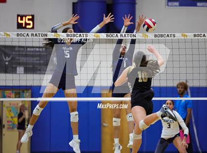 Thumbnail 2 in Western @ Boca Raton (FHSAA 7A District 14 Regional Quarterfinal) photogallery.
