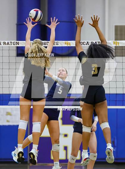 Thumbnail 1 in Western @ Boca Raton (FHSAA 7A District 14 Regional Quarterfinal) photogallery.