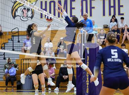 Thumbnail 1 in Western @ Boca Raton (FHSAA 7A District 14 Regional Quarterfinal) photogallery.