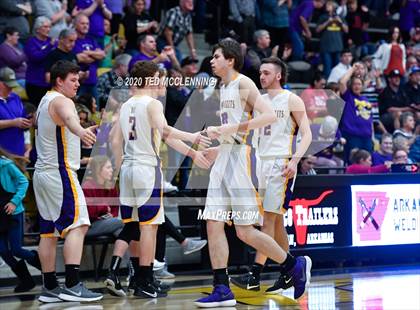 Thumbnail 2 in Bay vs. Junction City (AAA 2A State Playoff Second Round) photogallery.