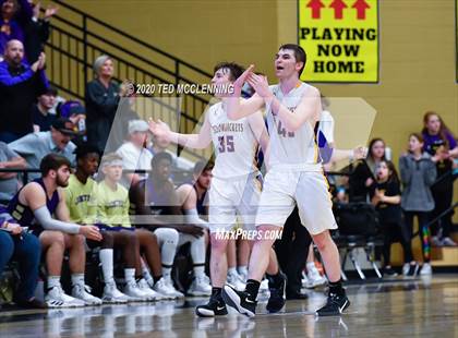Thumbnail 1 in Bay vs. Junction City (AAA 2A State Playoff Second Round) photogallery.