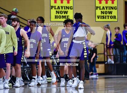 Thumbnail 1 in Bay vs. Junction City (AAA 2A State Playoff Second Round) photogallery.