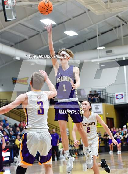 Thumbnail 3 in Bay vs. Junction City (AAA 2A State Playoff Second Round) photogallery.