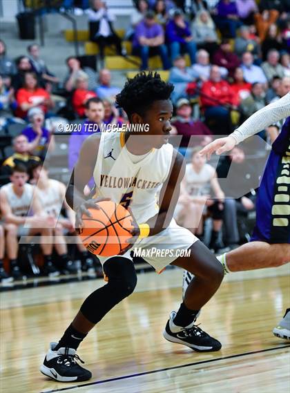 Thumbnail 1 in Bay vs. Junction City (AAA 2A State Playoff Second Round) photogallery.