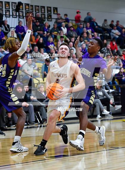 Thumbnail 1 in Bay vs. Junction City (AAA 2A State Playoff Second Round) photogallery.