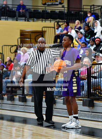 Thumbnail 2 in Bay vs. Junction City (AAA 2A State Playoff Second Round) photogallery.