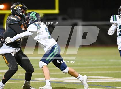 Thumbnail 2 in Arapahoe vs. ThunderRidge (CHSAA 5A 2nd Round) photogallery.