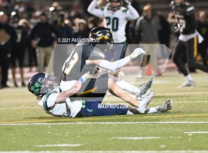 Thumbnail 2 in Arapahoe vs. ThunderRidge (CHSAA 5A 2nd Round) photogallery.