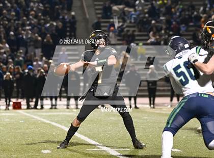 Thumbnail 1 in Arapahoe vs. ThunderRidge (CHSAA 5A 2nd Round) photogallery.