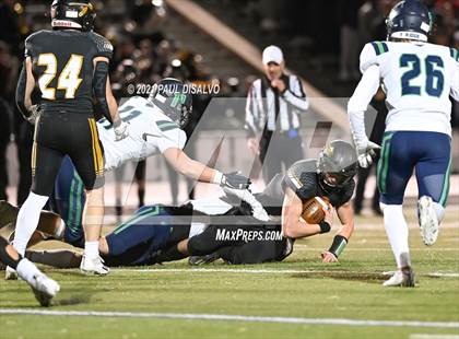 Thumbnail 1 in Arapahoe vs. ThunderRidge (CHSAA 5A 2nd Round) photogallery.