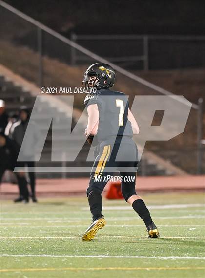 Thumbnail 1 in Arapahoe vs. ThunderRidge (CHSAA 5A 2nd Round) photogallery.